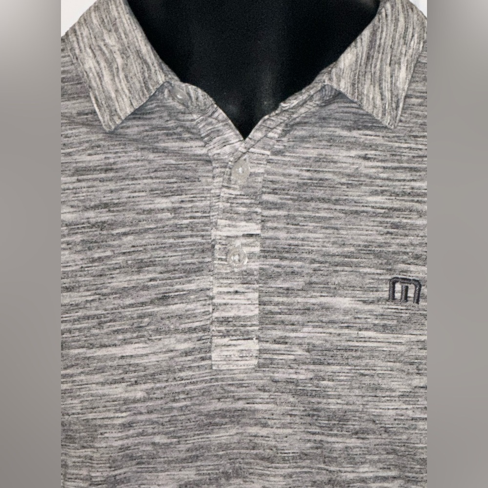 Men’s pre own size S small Travis Mathew grey polo shirt - Picture 2 of 5
